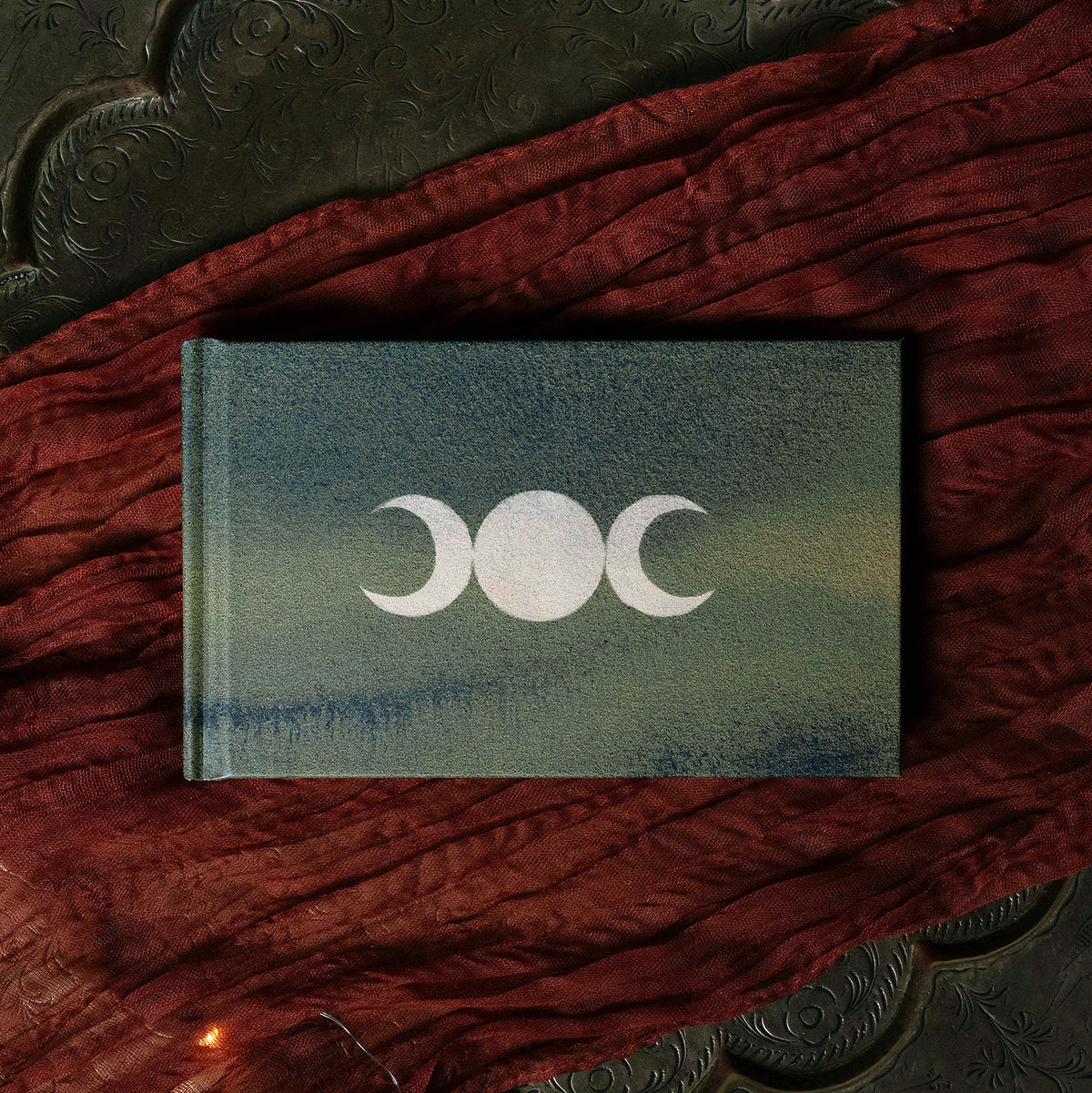 Travel Planner & Moon Guide | 13 Moon Journal | Dateless